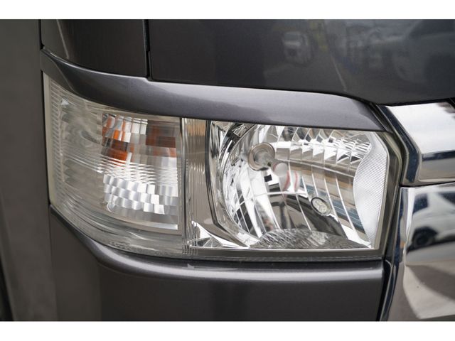 HIACE van 4WD