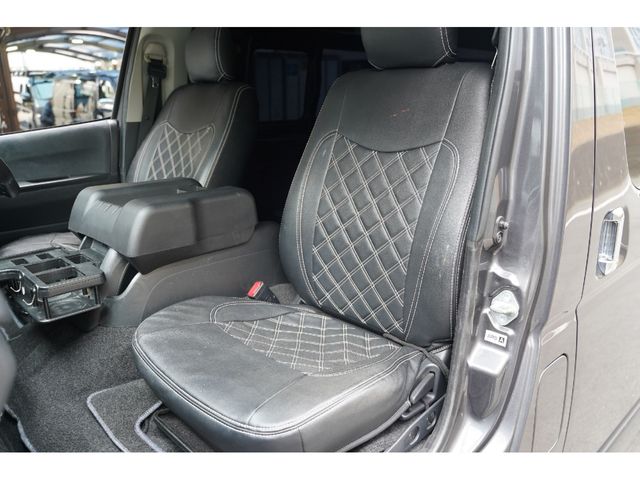 HIACE van 4WD