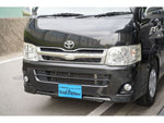 REGIUSACE 2WD van