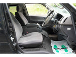 REGIUSACE 2WD van