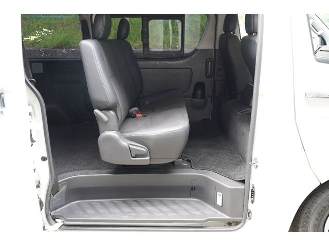 HIACE van 2WD