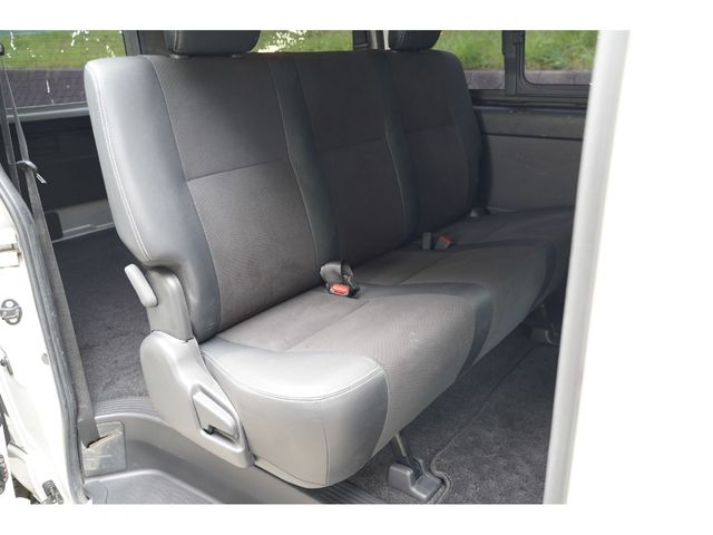 HIACE van 2WD