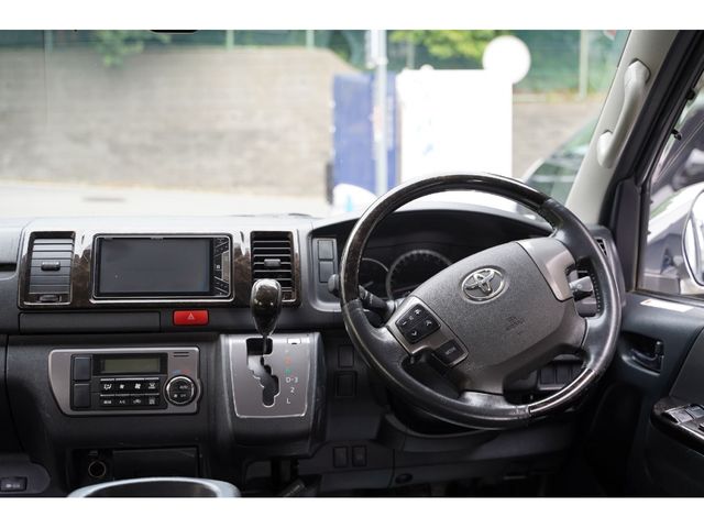 HIACE van 2WD