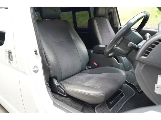 HIACE van 2WD