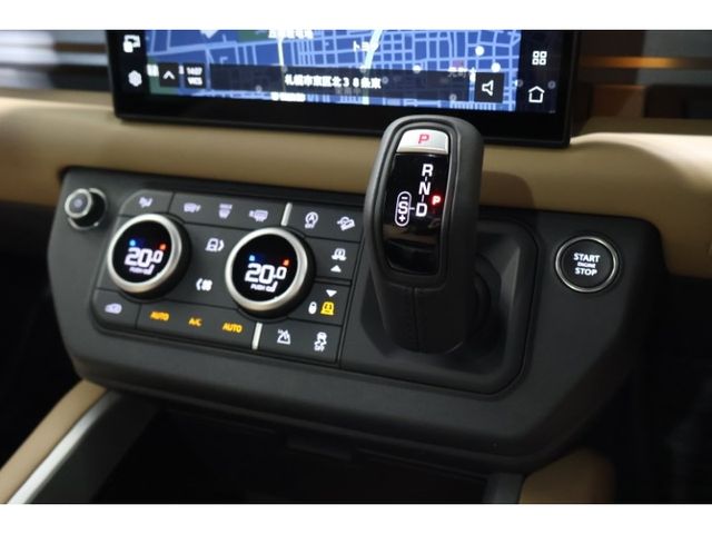 ROVER DEFENDER