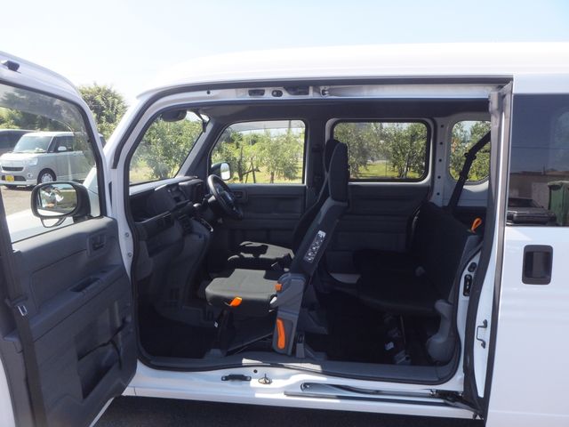 N-VAN 4WD