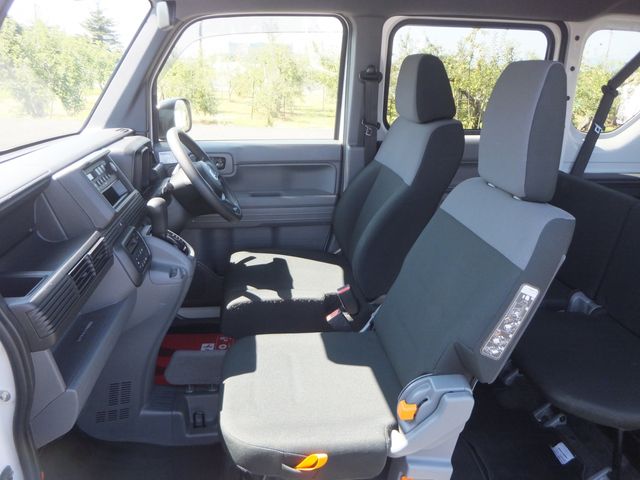 N-VAN 4WD