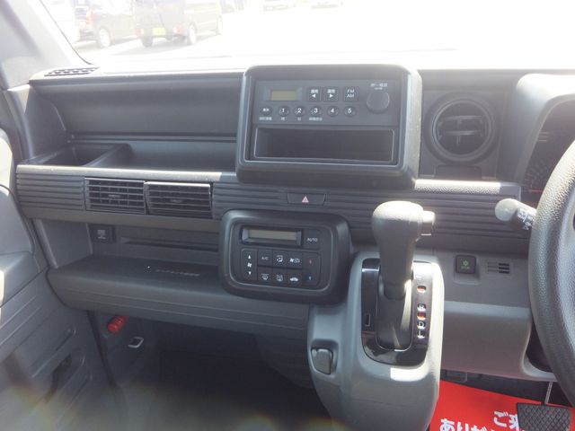 N-VAN 4WD