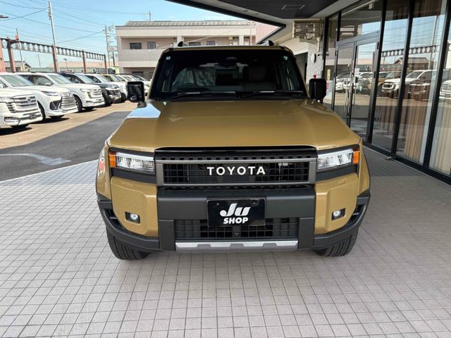 LANDCRUISER 250