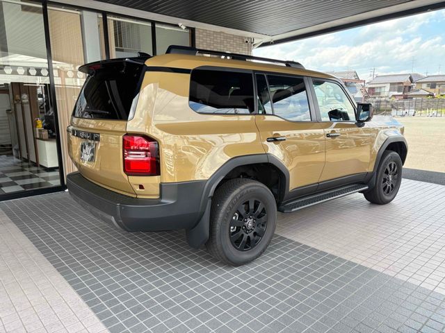 LANDCRUISER 250
