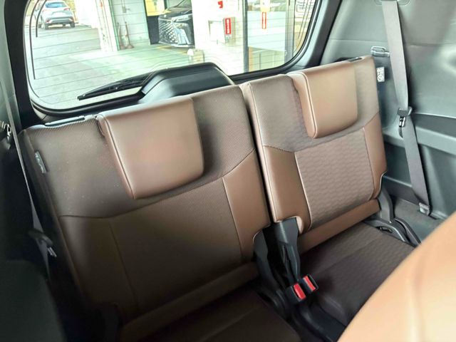 LANDCRUISER 250