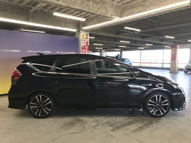 PRIUS Alpha