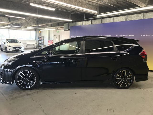 PRIUS Alpha