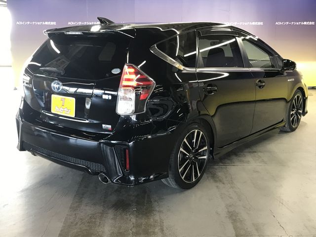 PRIUS Alpha