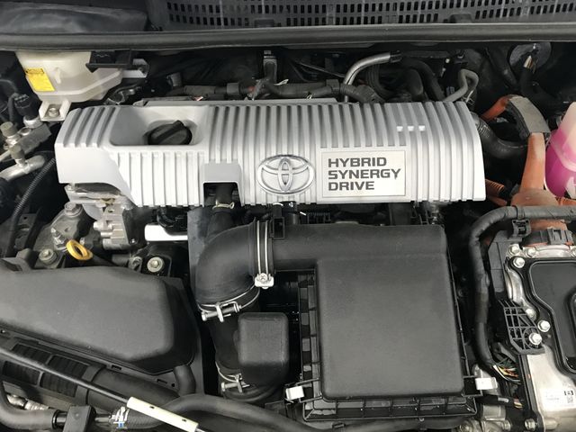PRIUS Alpha