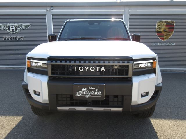 LANDCRUISER 250