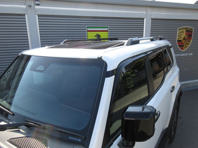 LANDCRUISER 250