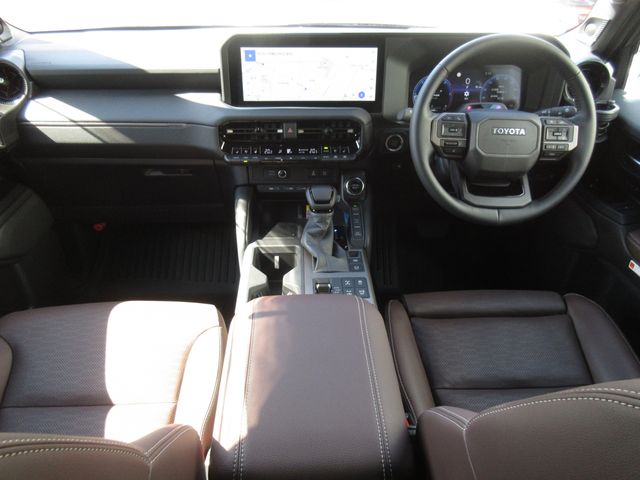 LANDCRUISER 250