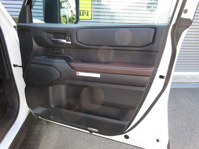 LANDCRUISER 250