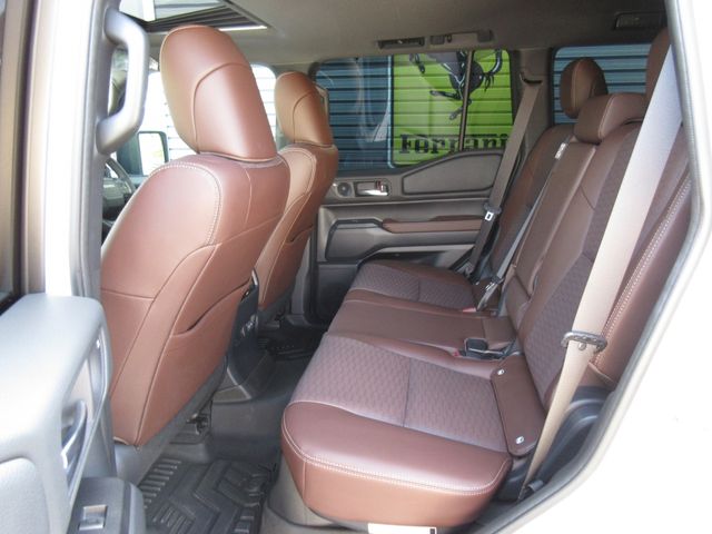 LANDCRUISER 250