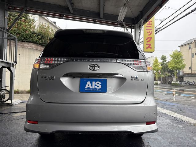 ESTIMA HYBRID 4WD
