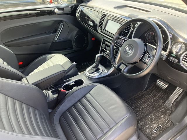 VOLKSWAGEN The BEETLE