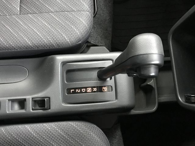 Super CARRY truck 4WD