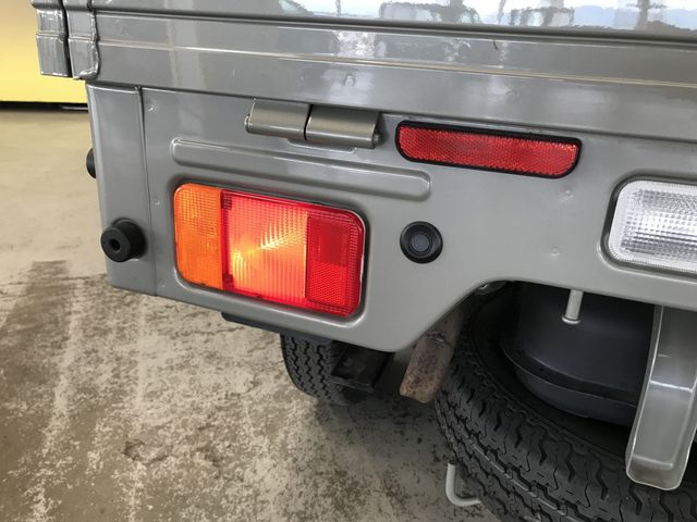Super CARRY truck 4WD