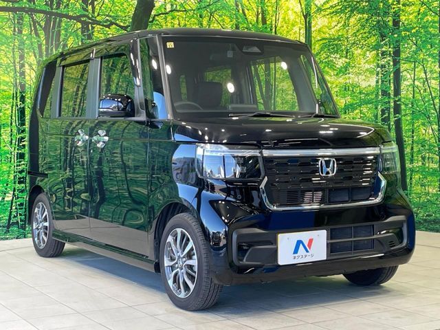 N BOX CUSTOM