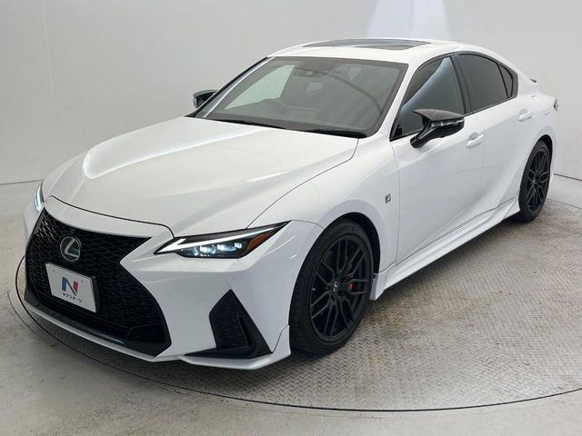 LEXUS IS300
