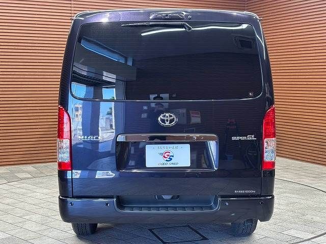 HIACE van 4WD