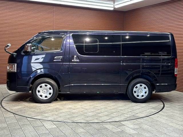 HIACE van 4WD