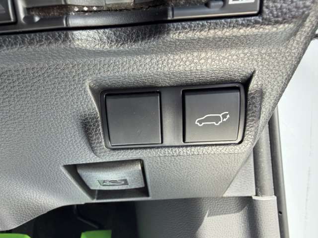 COROLLA CROSS HYBRID