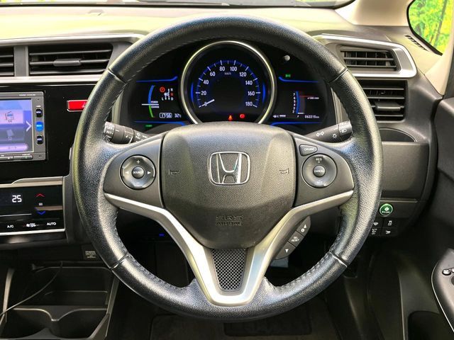 FIT HYBRID