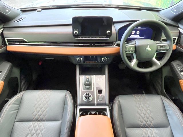 OUTLANDER PHEV
