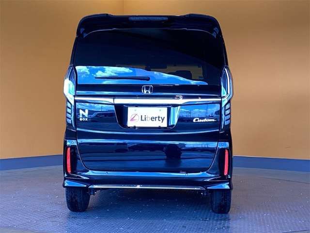 N BOX CUSTOM