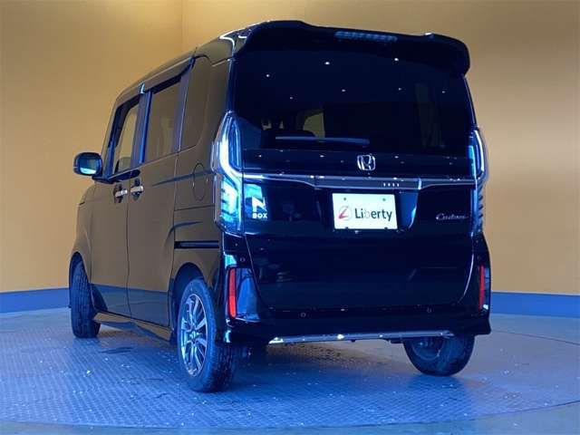 N BOX CUSTOM