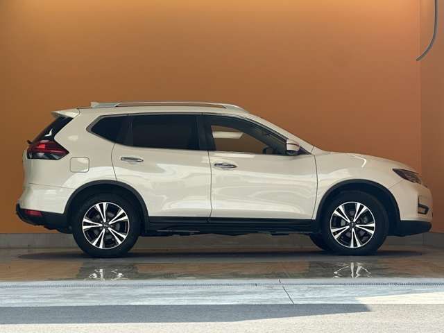 X-TRAIL 4WD