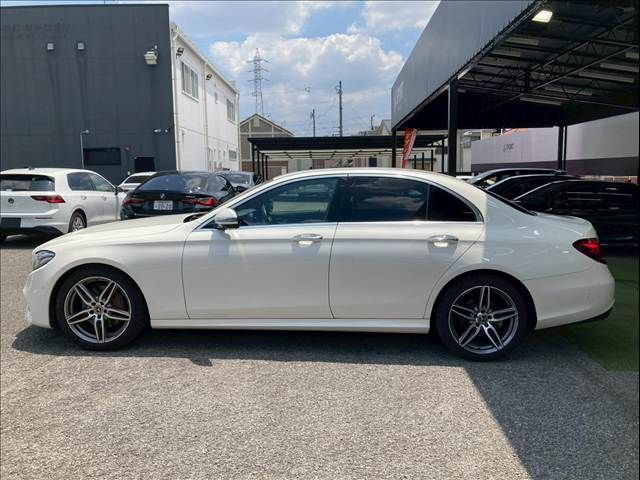 MERCEDES BENZ E class sedan