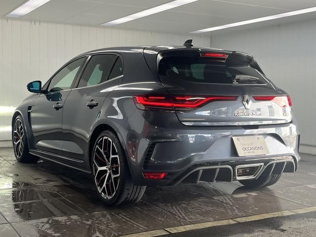 RENAULT MEGANE hatchback