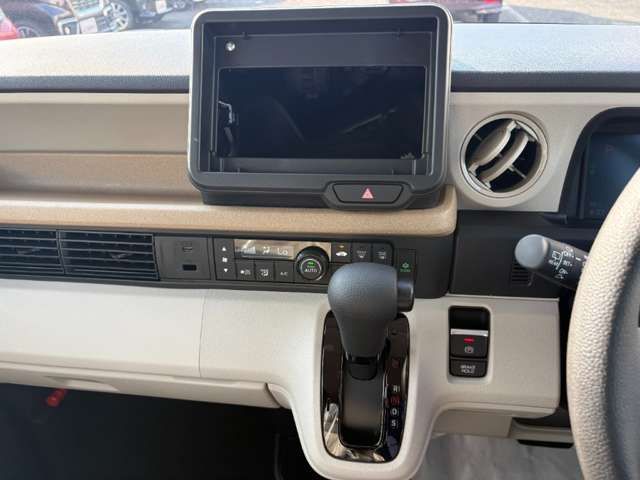 N BOX
