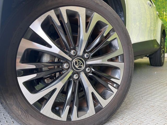 YARIS CROSS HYBRID