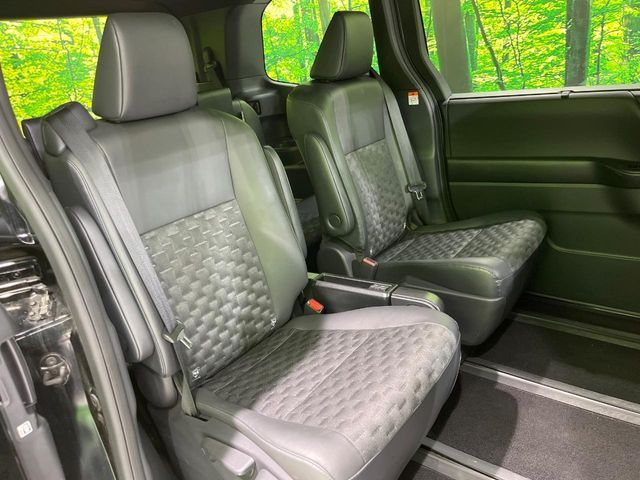 VOXY 4WD
