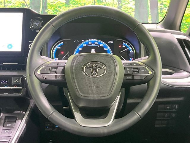 VOXY HYBRID
