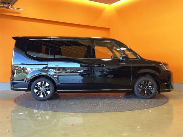STEPWAGON e:HEV SPADA