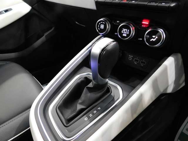 RENAULT LUTECIA