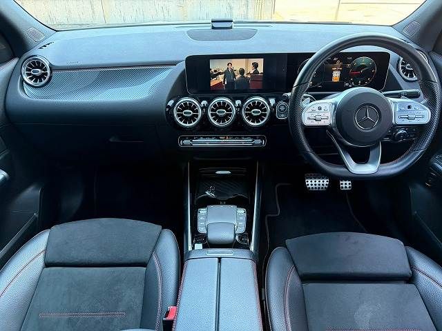 MERCEDES BENZ GLA class
