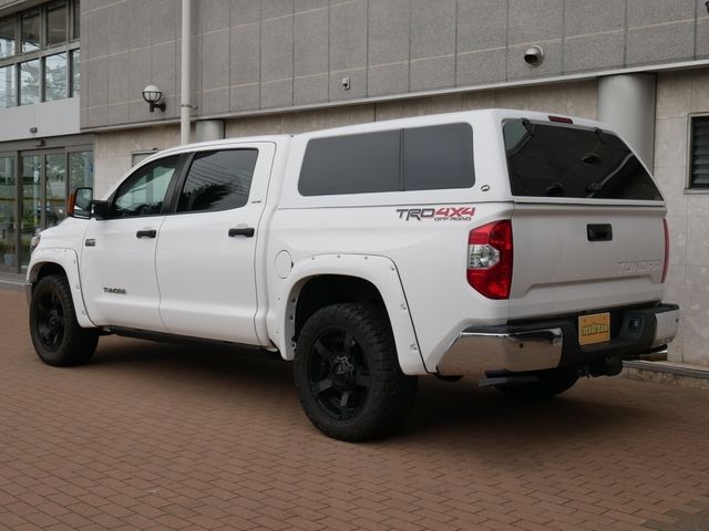 タンドラ　４ＷＤ