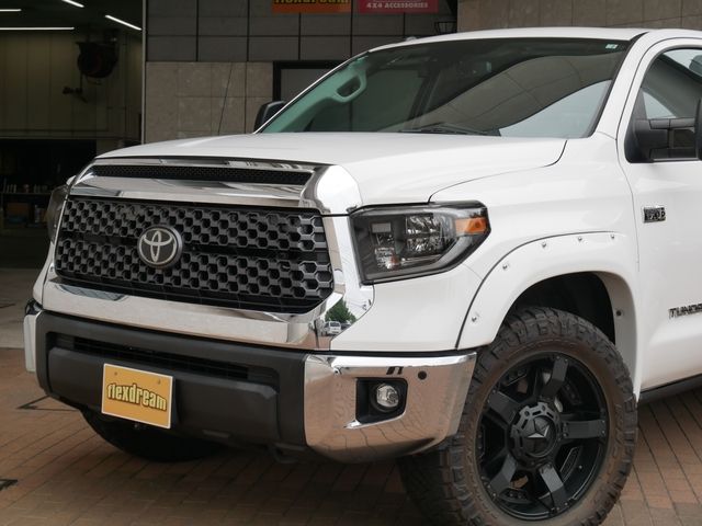 タンドラ　４ＷＤ