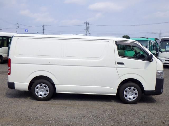 HIACE van 2WD